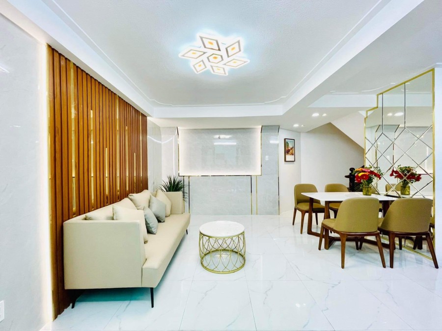 Nhà Bán Hẻm Lê Trực, Quận Bình Thạnh, 65m2, Cực Rẻ, 3 Phòng, Ở Ngay, Tặng Nội Thất Đẹp