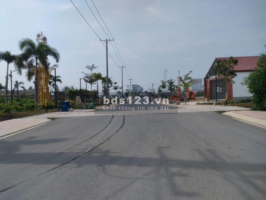 Cần bán đất nền ven sông, sổ hồng riêng công chứng ngay, 5x20, 680 triệu