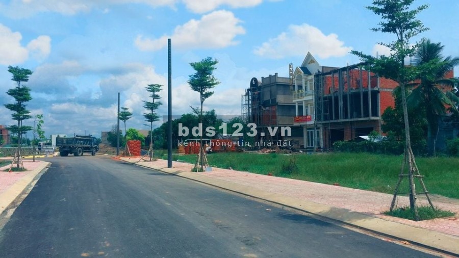 Cần bán đất nền ven sông, sổ hồng riêng công chứng ngay, 5x20, 680 triệu