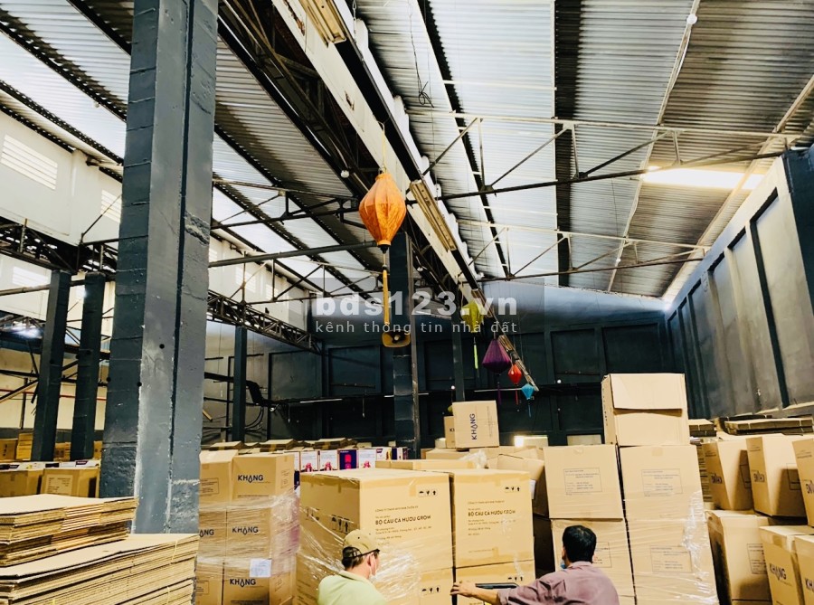 Cho thuê kho xưởng diện tích sử dụng 2.000m2 Phạm Văn Đồng, Linh Tây, Thủ Đức