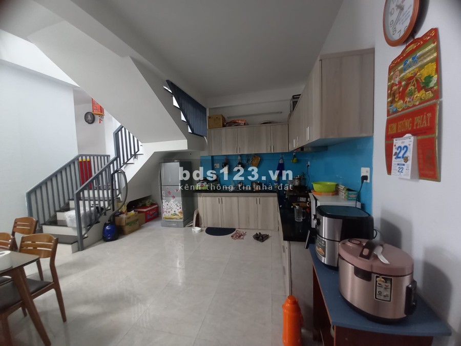 Hơn 4 tỷ có ngay căn nhà Trung tâm Hòa Xuân, đầy đủ công năng, vị trí đẹp, giá tốt