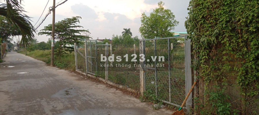 Đất xây Biệt Thự giá rẻ 200m Tp Đức Hoà tỉnh Long An giá tốt, liên hệ 0795794831