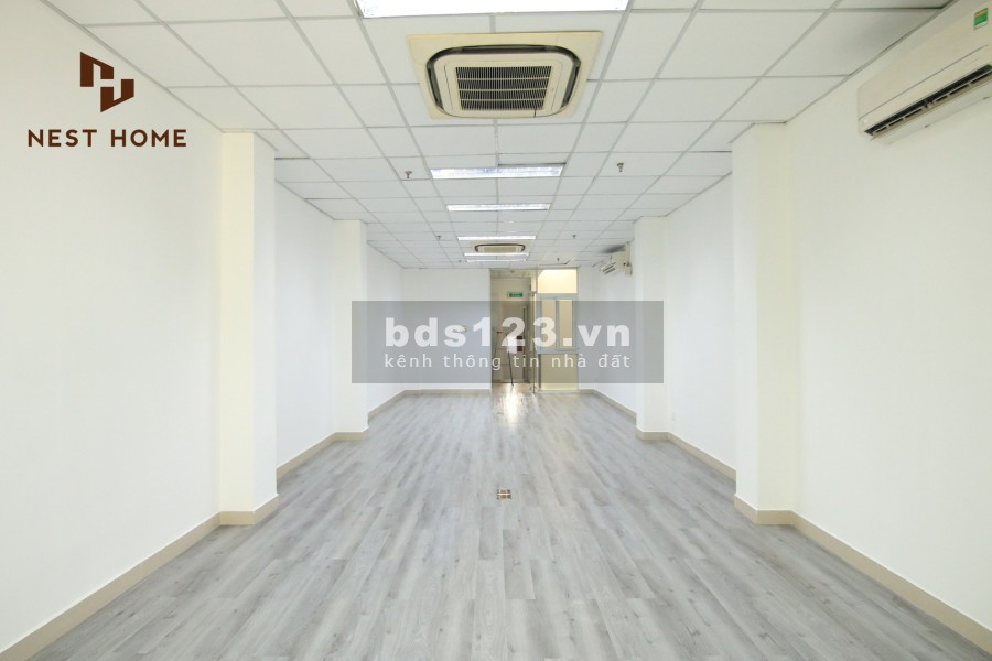 Cho thuê văn phòng sàn gỗ sang trọng Quận 1, giá tốt đầy đủ công năng, quản lý chuyên nghiệp