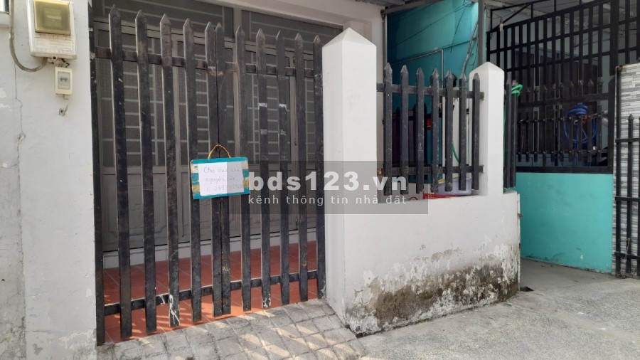 Nhà nguyên căn cho thuê trung tâm thành phố Thủ Đức, đường lớn, có sân để xe thoải mái