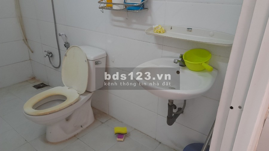 Nhà nguyên căn cho thuê trung tâm thành phố Thủ Đức, đường lớn, có sân để xe thoải mái