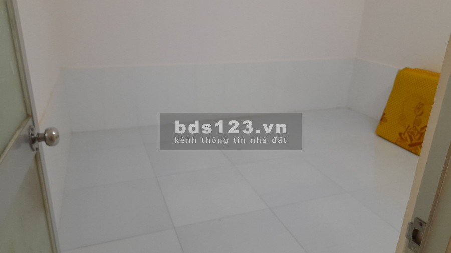 Nhà nguyên căn cho thuê trung tâm thành phố Thủ Đức, đường lớn, có sân để xe thoải mái