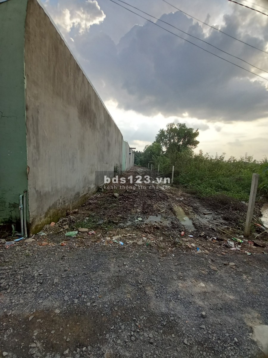 Bán Đất Xây Nhà Trọ - Khu Công Nghiệp Bàu Xéo chiều dài 52m giá tốt đầu tư sinh lời cao