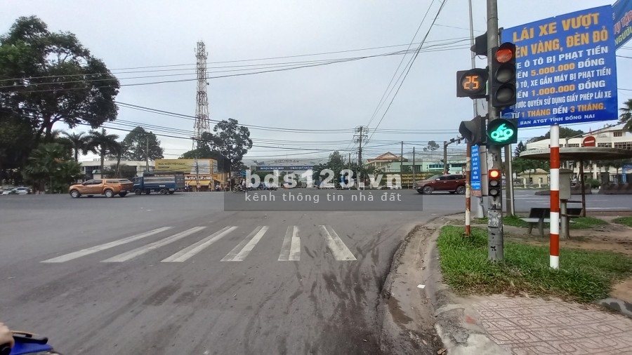 Cần bán gấp lô đất mặt tiền đường Nguyễn Trãi, thị trấn Trảng Bom, Đồng Nai