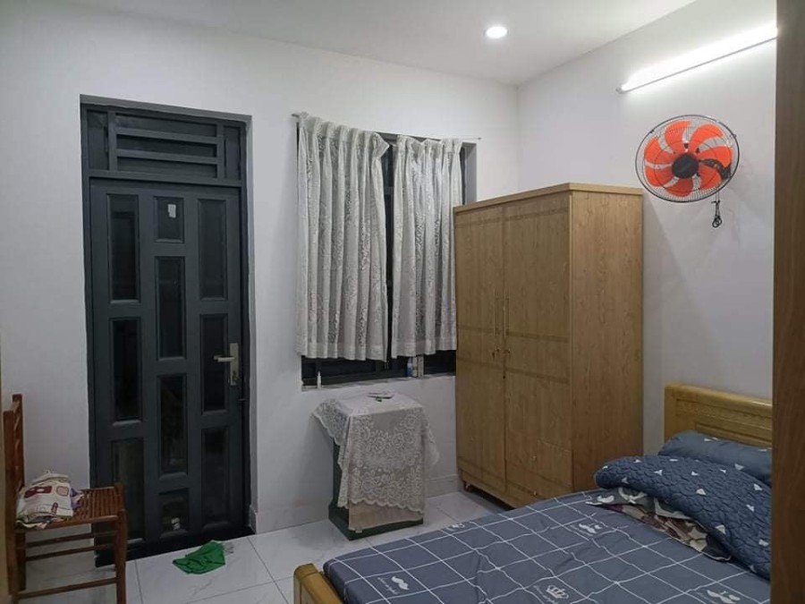 Nhà Quận Tân Phú, hẻm xe hơi ra vào thoải mái, 3 mặt hẻm hớn, giá bán chỉ 5.75 tỷ
