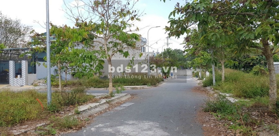 Đất thổ cư Hương Lộ 2, Củ Chi gần bệnh viên Xuyên Á, sổ hồng riêng giá chỉ 1.63 tỷ