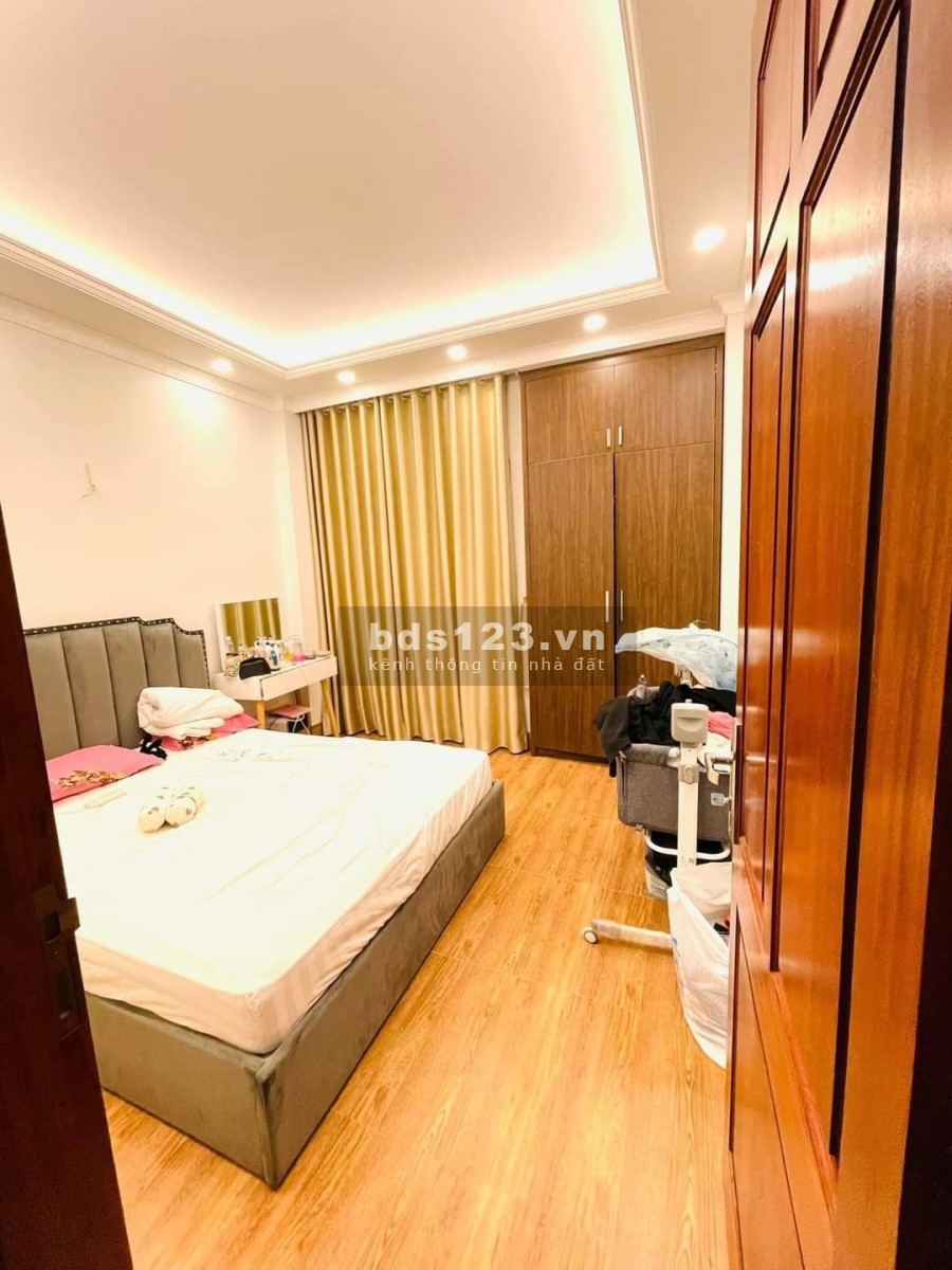 Bán nhà Xã Đàn hai thoáng, mặt tiền rộng, ngõ SH quay đầu sổ đỏ chính chủ, giá tốt