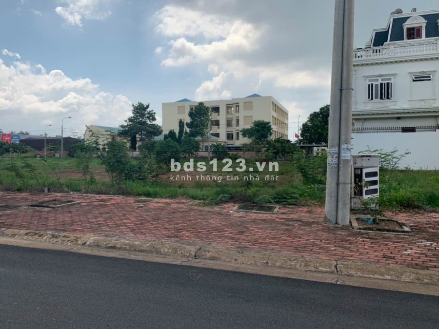 Cần bán gấp lô đất mặt tiền đường Nguyễn Trãi, thị trấn Trảng Bom, Đồng Nai
