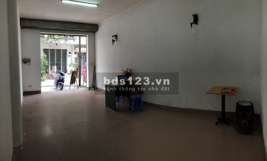 30m2 riêng biệt đầu ngõ, ô tô, kinh doanh hoặc văn phòng Cầu Giấy, liên hệ 0912540213