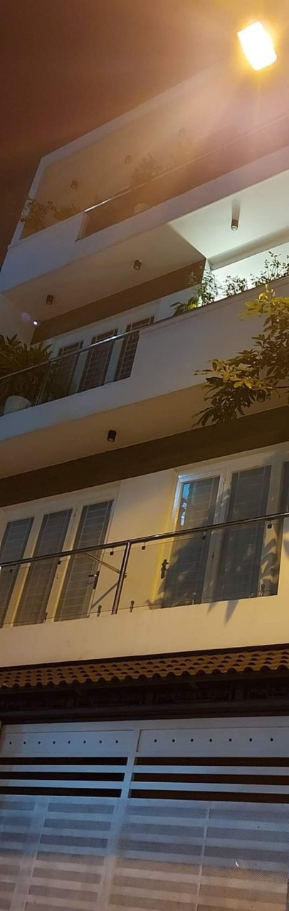 Bán rẻ đất Tô Hiệu đường nhựa thông ô tô đua nhau giá chỉ nhỉnh 6 tỷ, thương lượng
