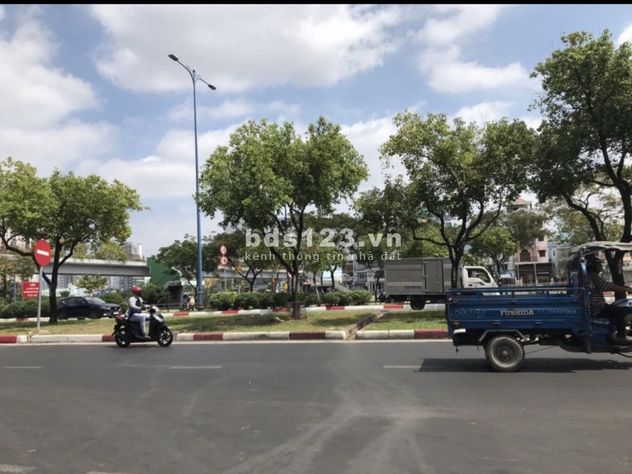 Cần tiền bán gấp căn hộ trung tâm Quận 5 chính chủ giá bán 1.15 tỷ, liên hệ 0909584922