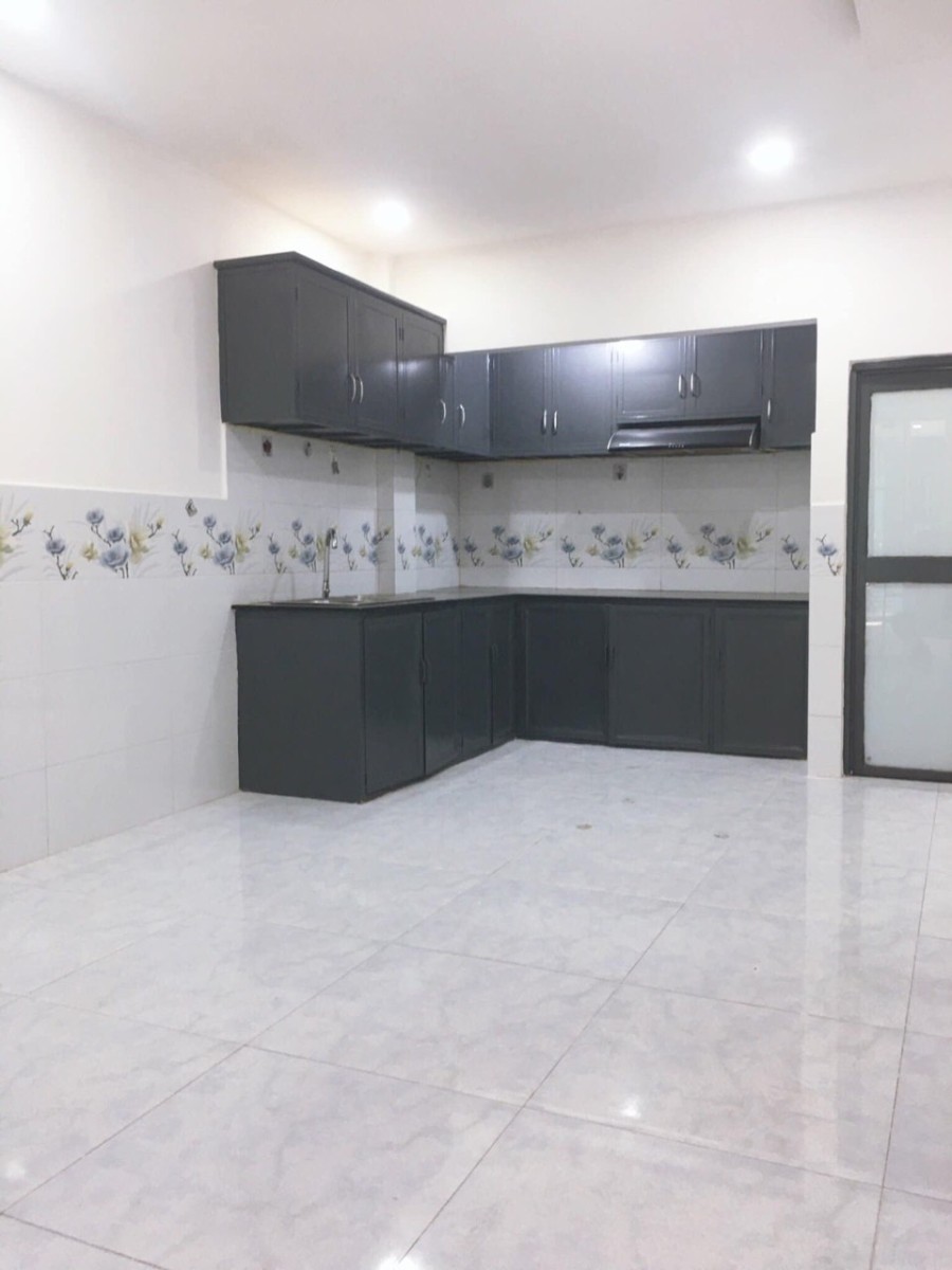 Giảm kịch liệt Lê Văn Thọ, diện tích 66 m2, 4 tầng, phường 11, Gò Vấp, giá 5 tỷ 500 triệu