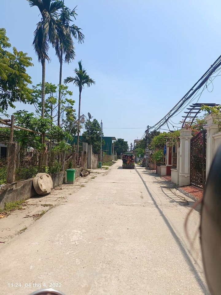 Cần tiền mở cửa hàng kinh doanh, cần bán lô đất tại Kỳ Dương, Chương Dương, Thường Tín, giá rẻ bèo