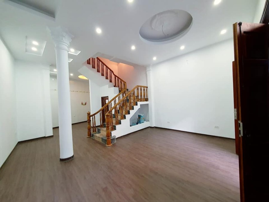 Cực hiếm. Khương Đình Thanh Xuân diện tích sử dụng 60m2, 4 tầng gía 4,2 tỷ ngõ ô tô