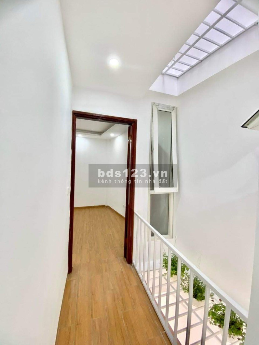 Cc gửi bán nhà dân xây 4 tầng x 47m2, tại tổ 12 Mậu Lương, HĐ, giá 3.87 tỷ