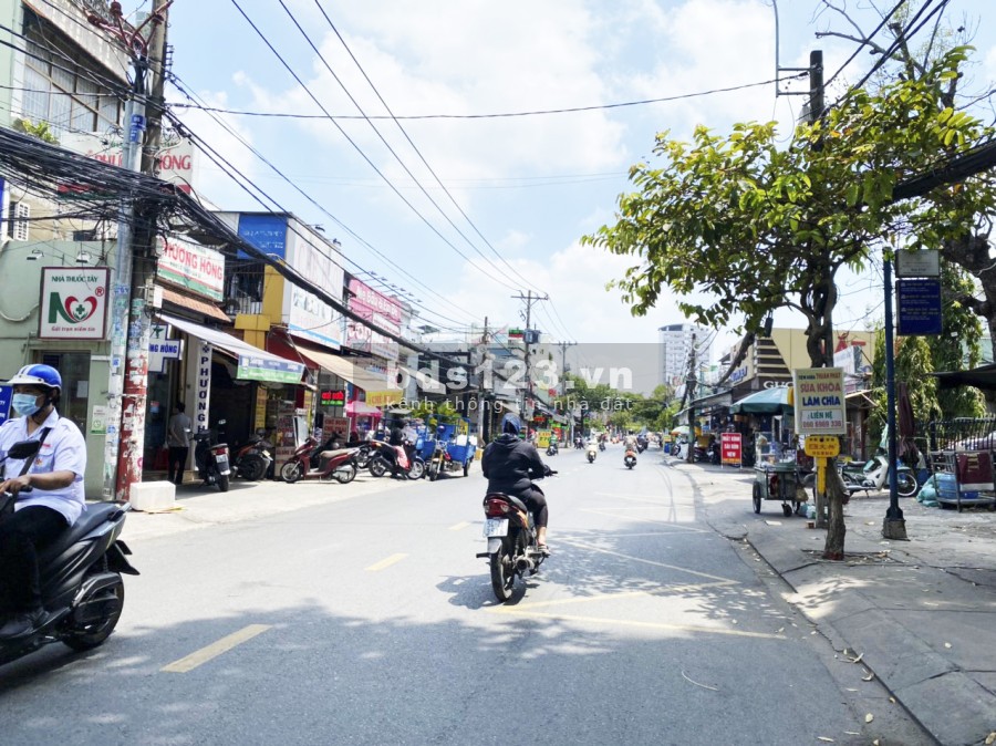 Bán nhà MT vị trí kinh doanh sầm uất bậc Nhất Q7 đường Lê Văn Lương, phường Tân Hưng