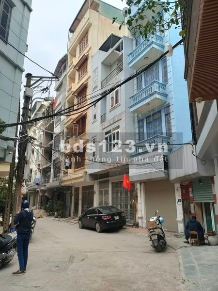 Nhà 5 tầng đường ô tô tránh KD tốt ngõ 163 Nguyễn Khang 62m2 giá 15 tỷ. LH 0912442669