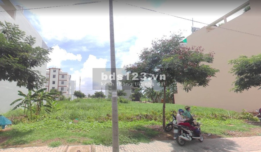 Đất đẹp SHR Ngay MT đường Trịnh như Khuê, Sau lưng chợ bình chánh 95m2/985tr. LH:0944371938