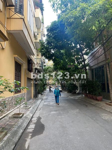 Bán nhà Ô tô đỗ cửa, nở hậu Kim Ngưu, Thanh Nhàn gần 80 m2, mặt tiền 6,5m