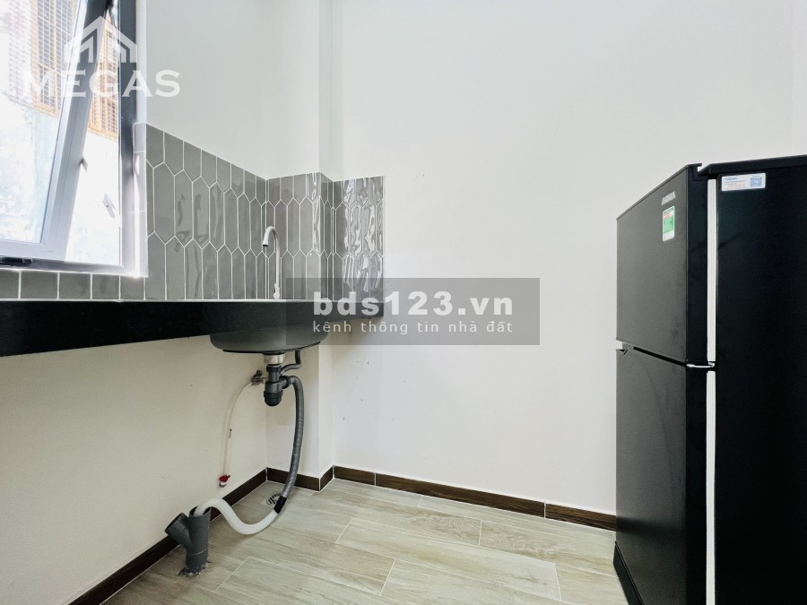 Khai Trương Căn Hộ Mới Xây Full Nội Thất Nằm Đường Lớn Ung Văn Khiêm