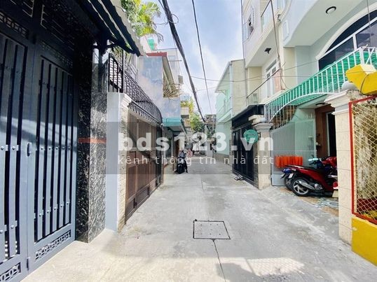 Nhà mới Huỳnh Tấn Phát, Quận 7 ,DT: 40m2, 3 tầng , giá 4,2 tỷ