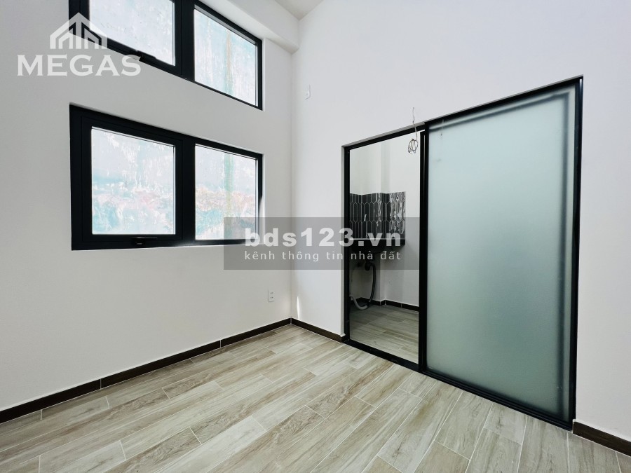 Khai Trương Căn Hộ Mới Xây Full Nội Thất Nằm Đường Lớn Ung Văn Khiêm