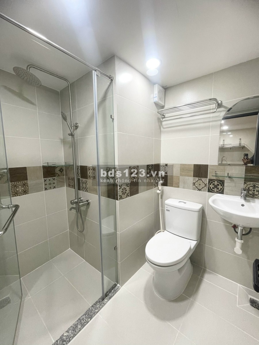 Khai Trương Căn Hộ Full nội Thất Dưới Chân Cầu 3/2 liên hệ 0377639682