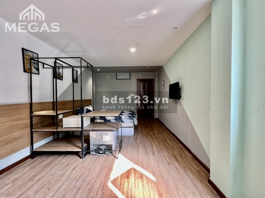 Khai trương căn hộ full nội thất ngay ngã 5 Phù Đổng giờ tự do, vào ở được liền