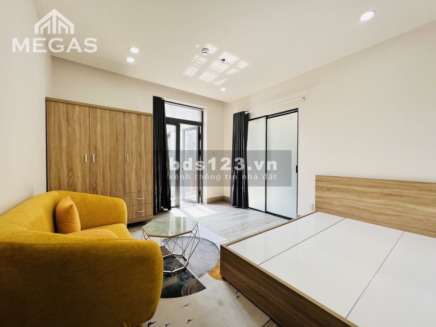 Khai Trương Căn Hộ Mới Xây Full Nội Thất Nằm Đường Lớn Ung Văn Khiêm
