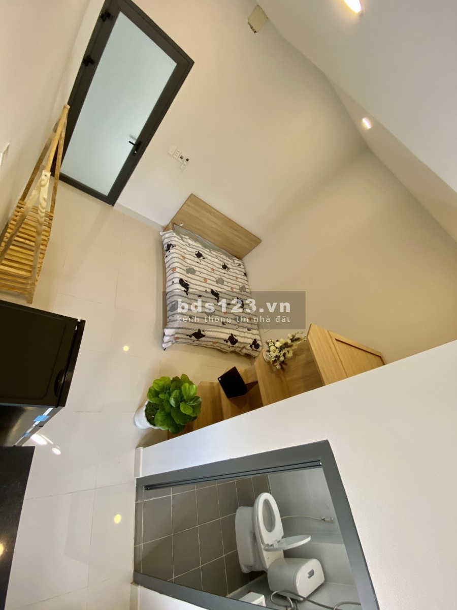 CĂN HỘ FULL NỘI THẤT MỚI TOANH - GẦN VÒNG XOAY LÝ THÁI TỔ