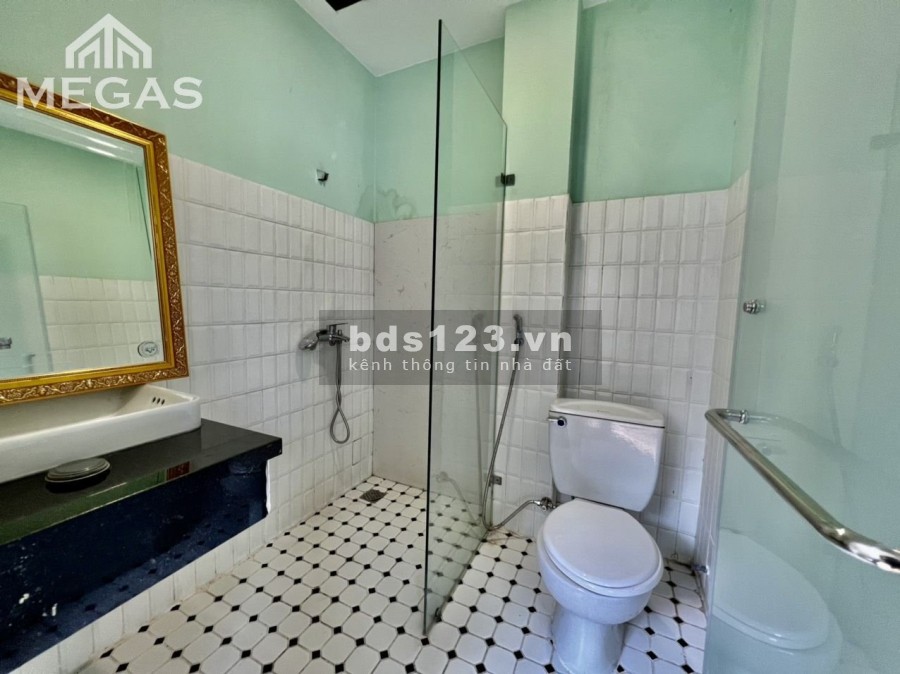 Khai trương căn hộ full nội thất ngay ngã 5 Phù Đổng giờ tự do, vào ở được liền