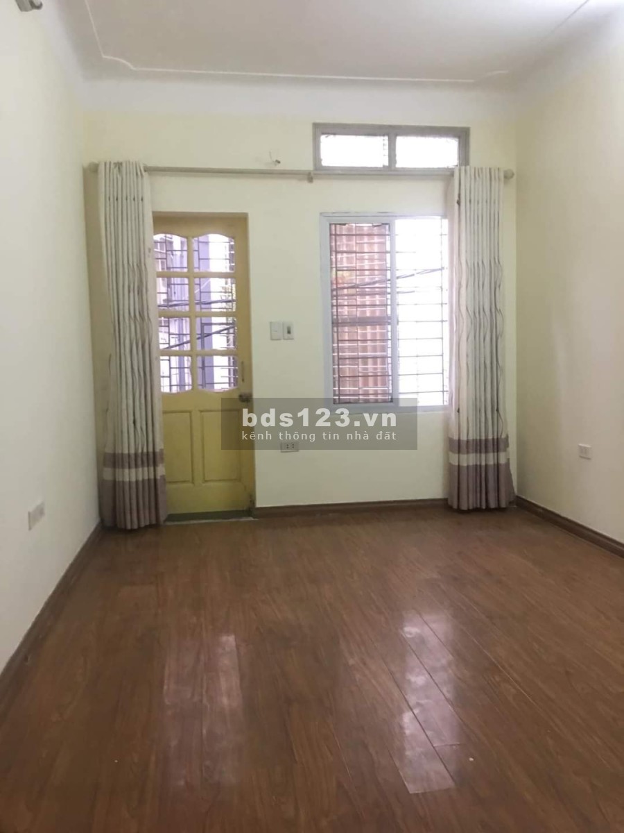 Hoàng Mai Gốc Đề chính chủ, đủ công năng diện tích 27m2 3 tầng giá bán chỉ 2.75 tỷ
