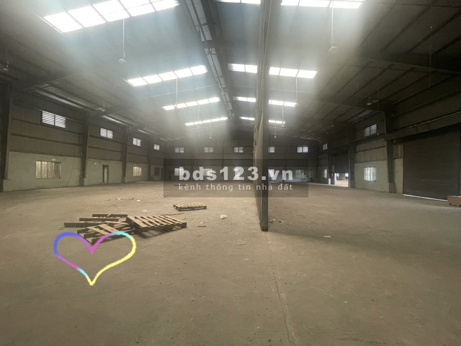Cho thuê kho xưởng diện tích 5.200m2 QL 1A, gần Cầu Vượt Linh Xuân, Thủ Đức