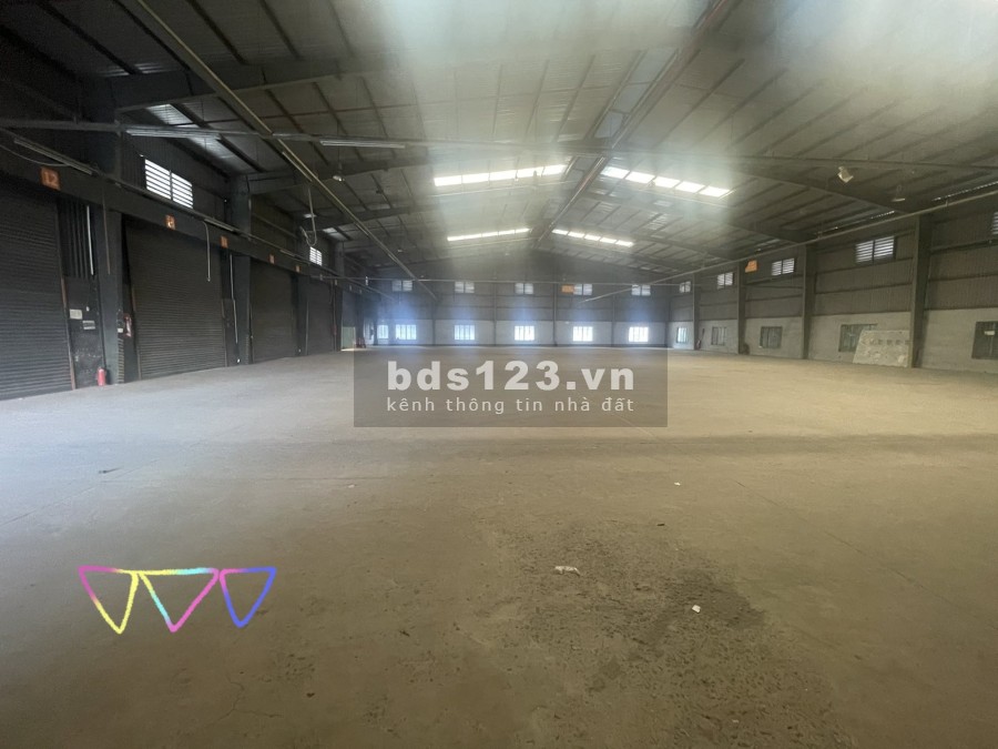 Cho thuê kho xưởng diện tích 5.200m2 QL 1A, gần Cầu Vượt Linh Xuân, Thủ Đức