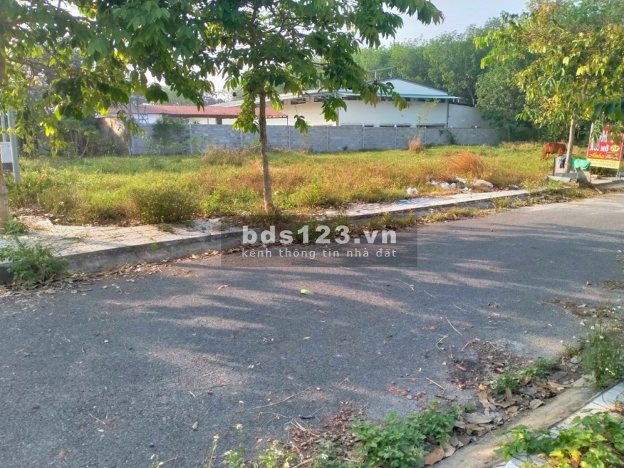 Cần bán 2 lô đất ở KDC hiện hữu, Đường Hương lộ 2 xã Phước Vĩnh An, Củ Chi