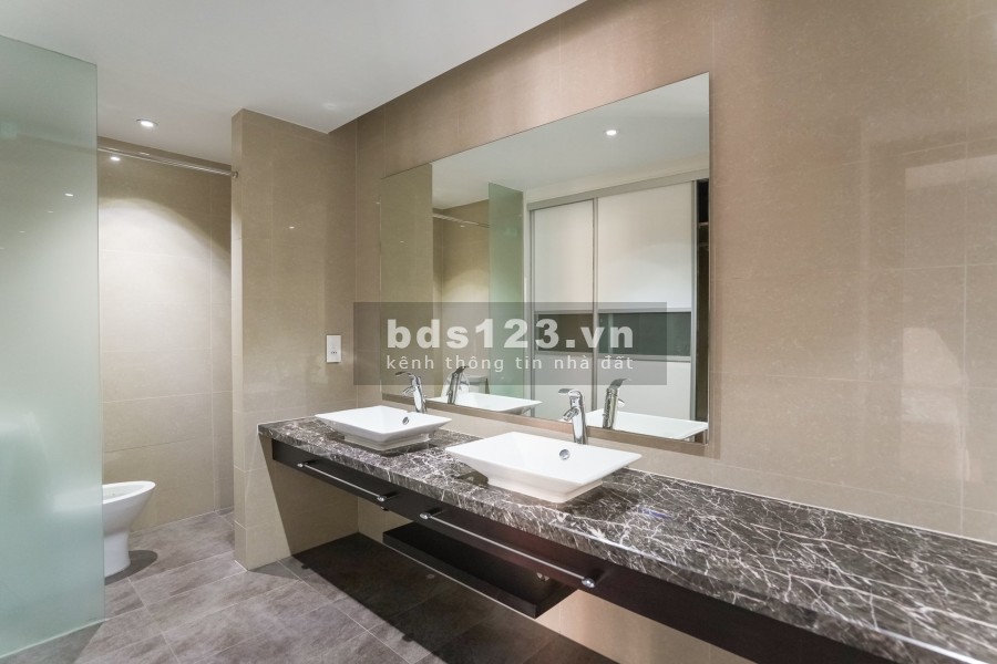 Thuê 1 căn hộ cho cả làng cùng ở. 3pn Duplex tại Đảo Kim Cương. LH em Tâm: 0902.0506.43
