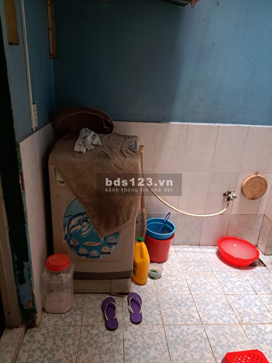 Bán nhà HXH, đường Luong Văn Can Quận 8, nhà 3 tầng, dt 74m2, giá bán nhỉnh 5 tỷ