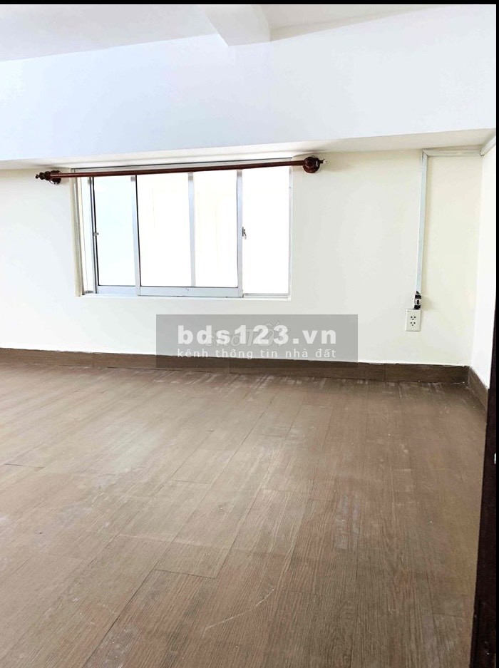 Cần bán căn hộ 2 PN ngay cầu vượt Sóng Thần liên hệ 0989140870, giá tốt đầu tư