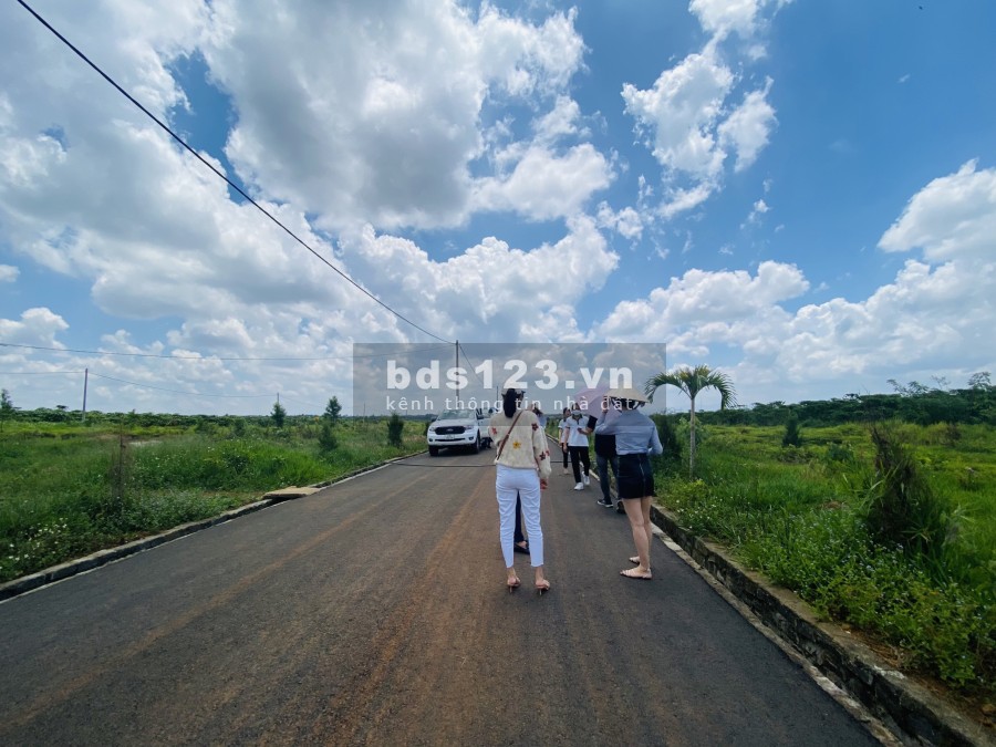 Đất nền trung tâm Bảo Lộc diện tích 135m2 giá chỉ từ 1650ty, đường nhựa 10m, cơ sở hạ tầng tốt
