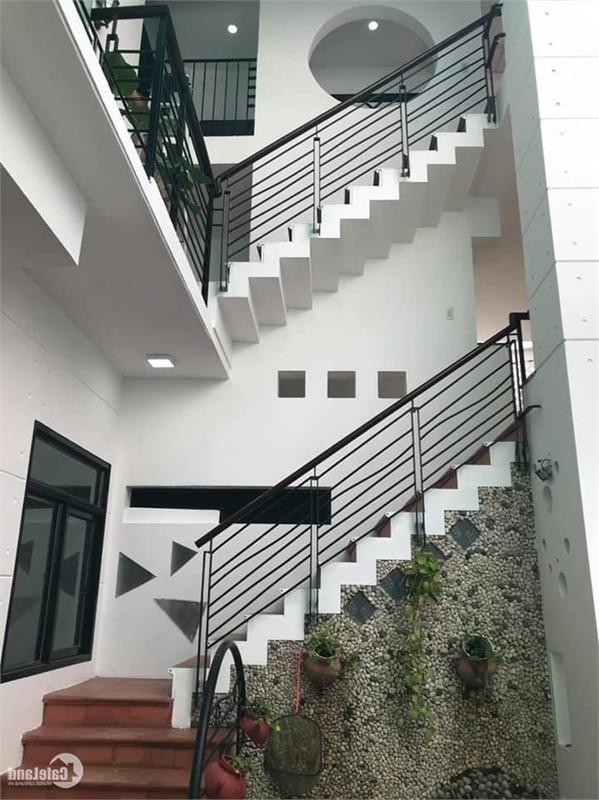 Bán căn hộ cao cấp ngay mặt tiền Phạm Văn Hai, phường 3, Tân Bình, 5 tầng, giá tốt