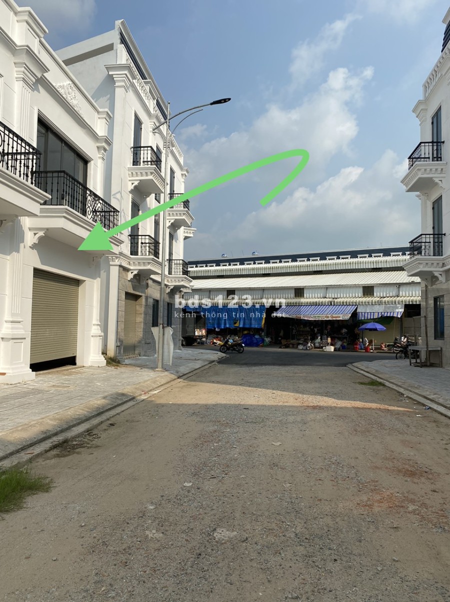CẦN BÁN GẤP NHÀ TẠI CHỢ GIÁ 2 TỶ 9