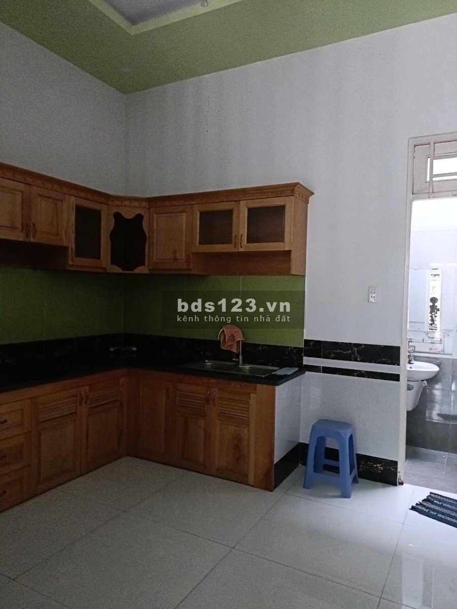 Bán nhà hẻm xe tải Nguyễn Ảnh Thủ, 4 tầng, diện tích 4x17m, nhà đẹp vào ở được ngay