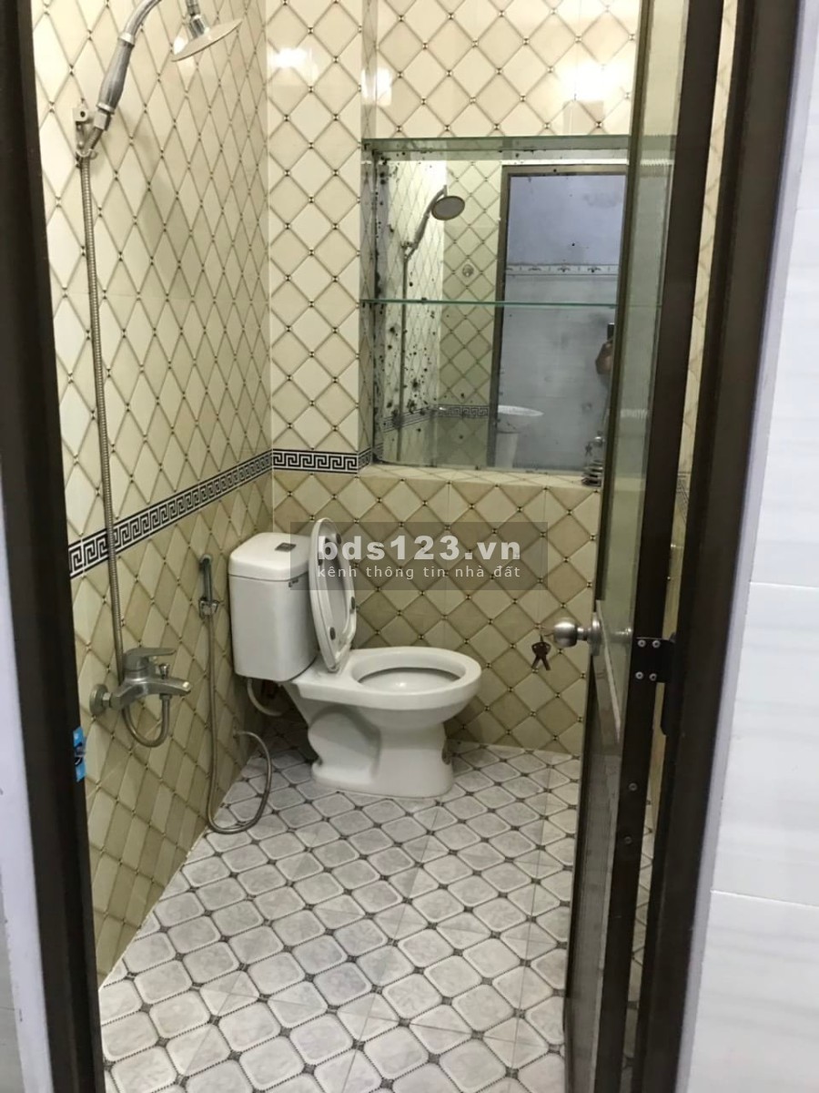 Bán nhà hẻm xe tải Nguyễn Ảnh Thủ, 4 tầng, diện tích 4x17m, nhà đẹp vào ở được ngay