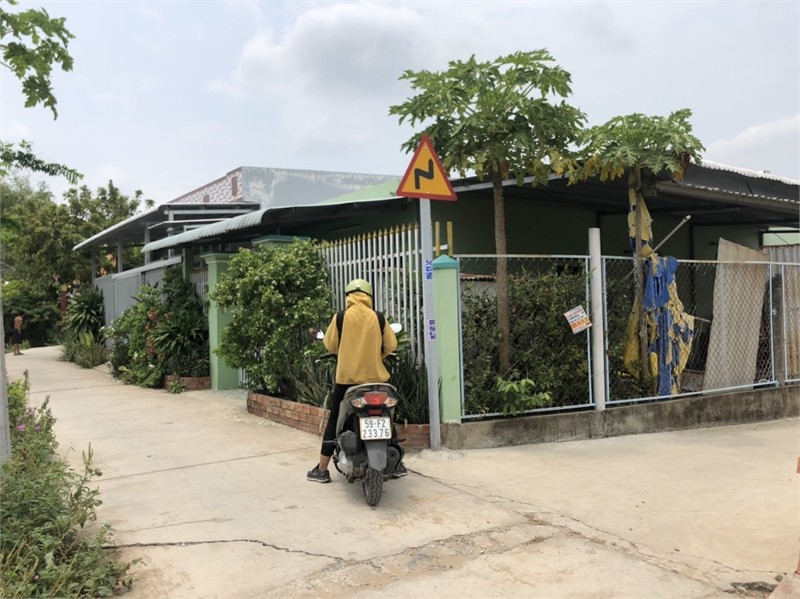 Bán đất nền Bình Chánh, diện tích 130m2, giá chỉ tù 13 triệu/m2, sổ hồng riêng, giá tốt