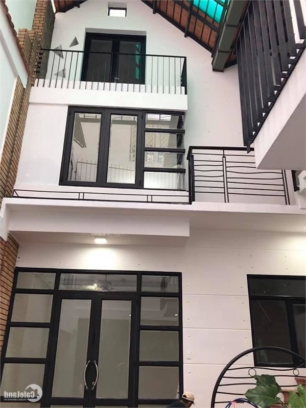 Bán căn hộ cao cấp ngay mặt tiền Phạm Văn Hai, phường 3, Tân Bình, 5 tầng, giá tốt