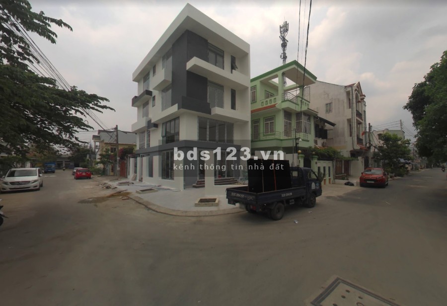 Nhà 3 lầu mt kinh doanh đường 12, Hiệp Bình Chánh, Quận Thủ Đức dtsd 100m2